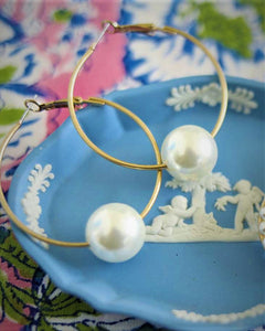 Eliza Threaded Hoop Pearl Earrings